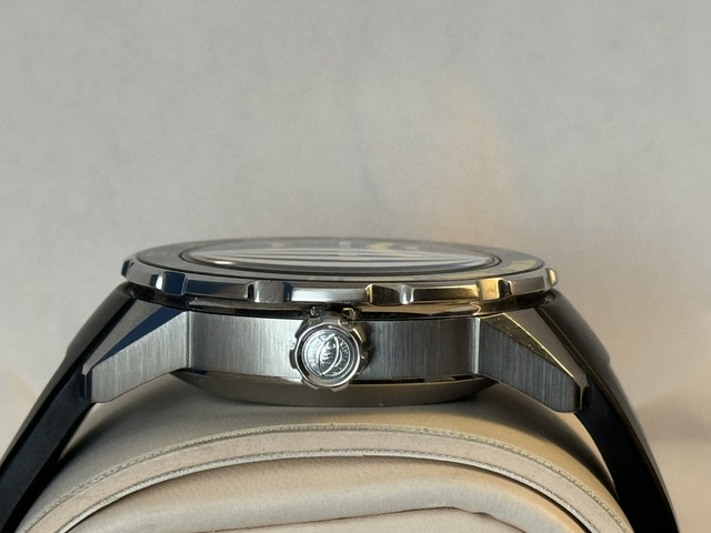 FS: Excellent IWC Aquatimer 2000, Titanium, Black, IW358002. 46 mm. Boxes and Papers. New Price Reduction image 6