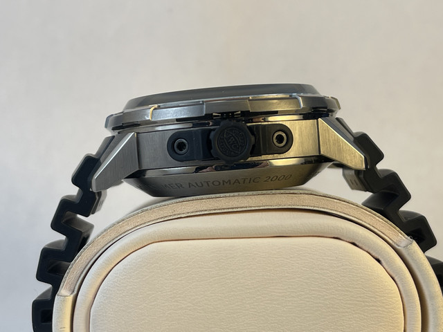 FS: Excellent IWC Aquatimer 2000, Titanium, Black, IW358002. 46 mm. Boxes and Papers. New Price Reduction image 4