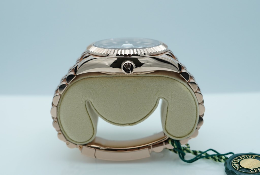 FSOT:BNIB Rolex 336935 SKY-DWELLER ROSE GOLD CHOCOLATE DIAL JUBILEE 2026 FULL SET image 3