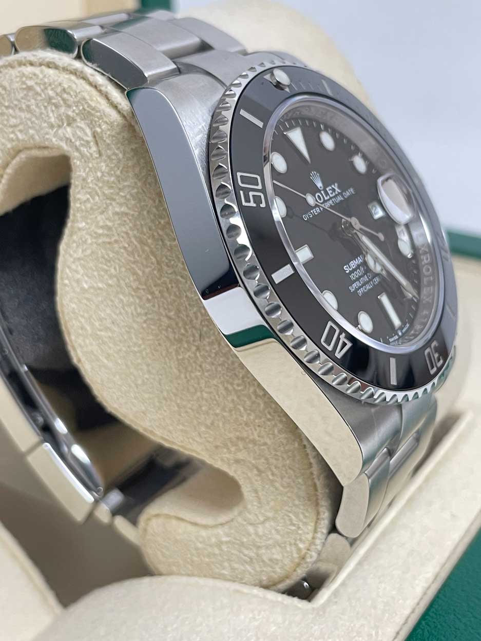 FS: Rolex Submariner Date 41 126610LN Mint Complete image 2