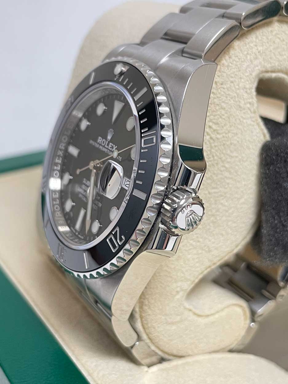 FS: Rolex Submariner Date 41 126610LN Mint Complete image 3
