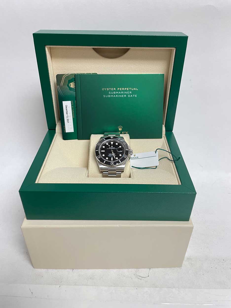 FS: Rolex Submariner Date 41 126610LN Mint Complete image 6