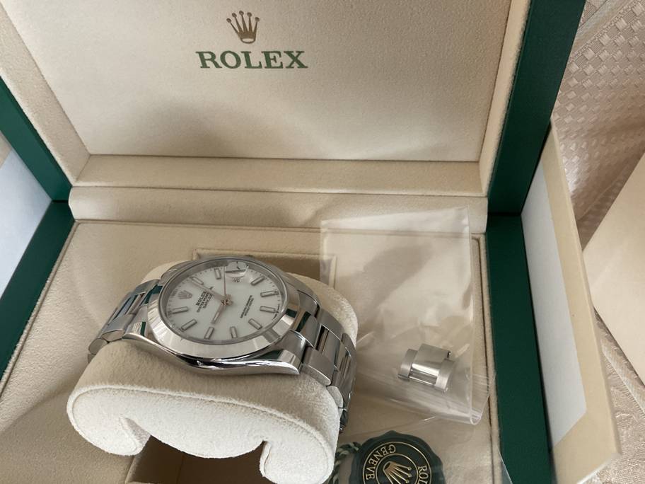 FS: LNIB Rolex SS Datejust 41 Model Reference 126300 White Dial image 6