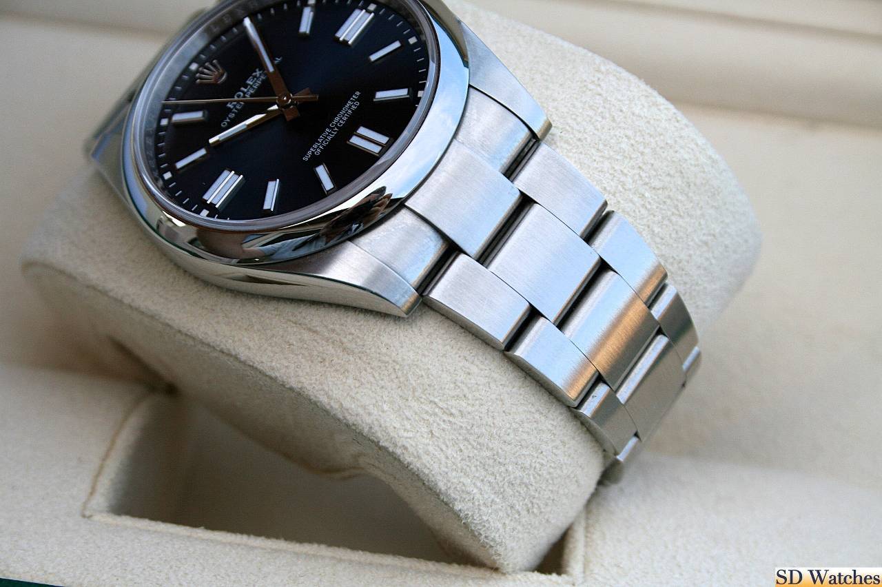 FS: ROLEX 124300 OYSTER PERPETUAL WATCH BLUE DIAL image 2