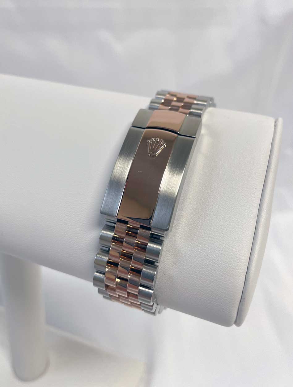 FS: Rolex Datejust 36 SS/Rose 126231 Rhodium Jubilee 2023 image 5