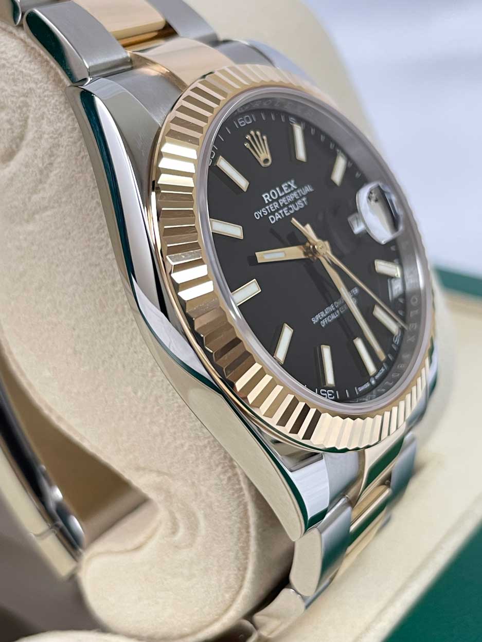 FS: Rolex Datejust 41 SS/18K Yellow Gold Black 126333 Oyster image 2