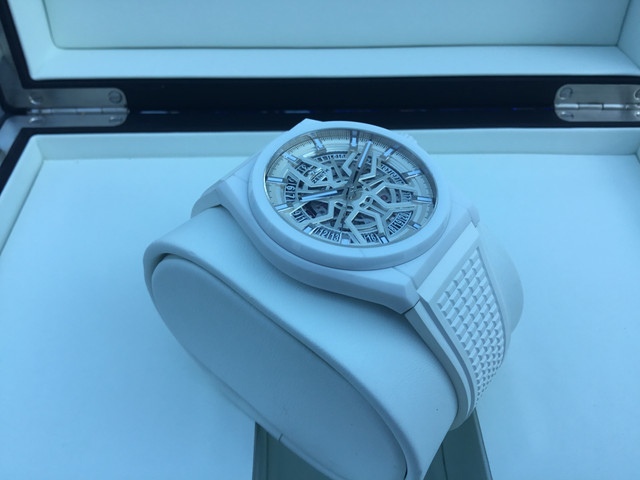 FS:  ZENITH DEFY SKELETON WHITE CERAMIC 49.9002.670/01.R792 image 4