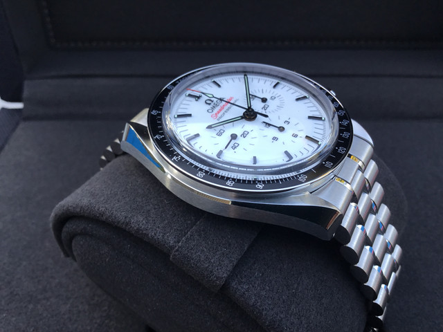 FS: Omega Speedmaster Moonwatch Professional WHITE 310.30.42.50.04.001 image 5