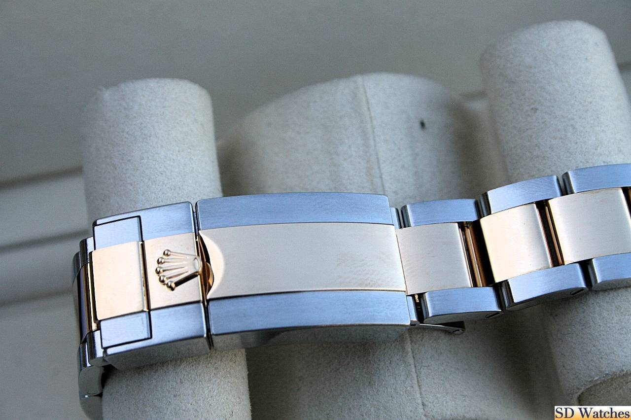 FS: ROLEX 116713 GMT MASTER II WATCH 18K/SS image 4