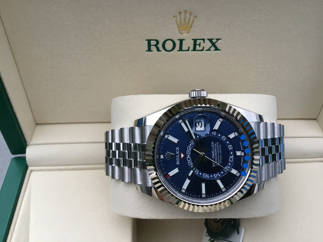 FS:  ROLEX OYSTER PERPETUAL SKY-DWELLER 336934 BLUE JUBILEE image 5