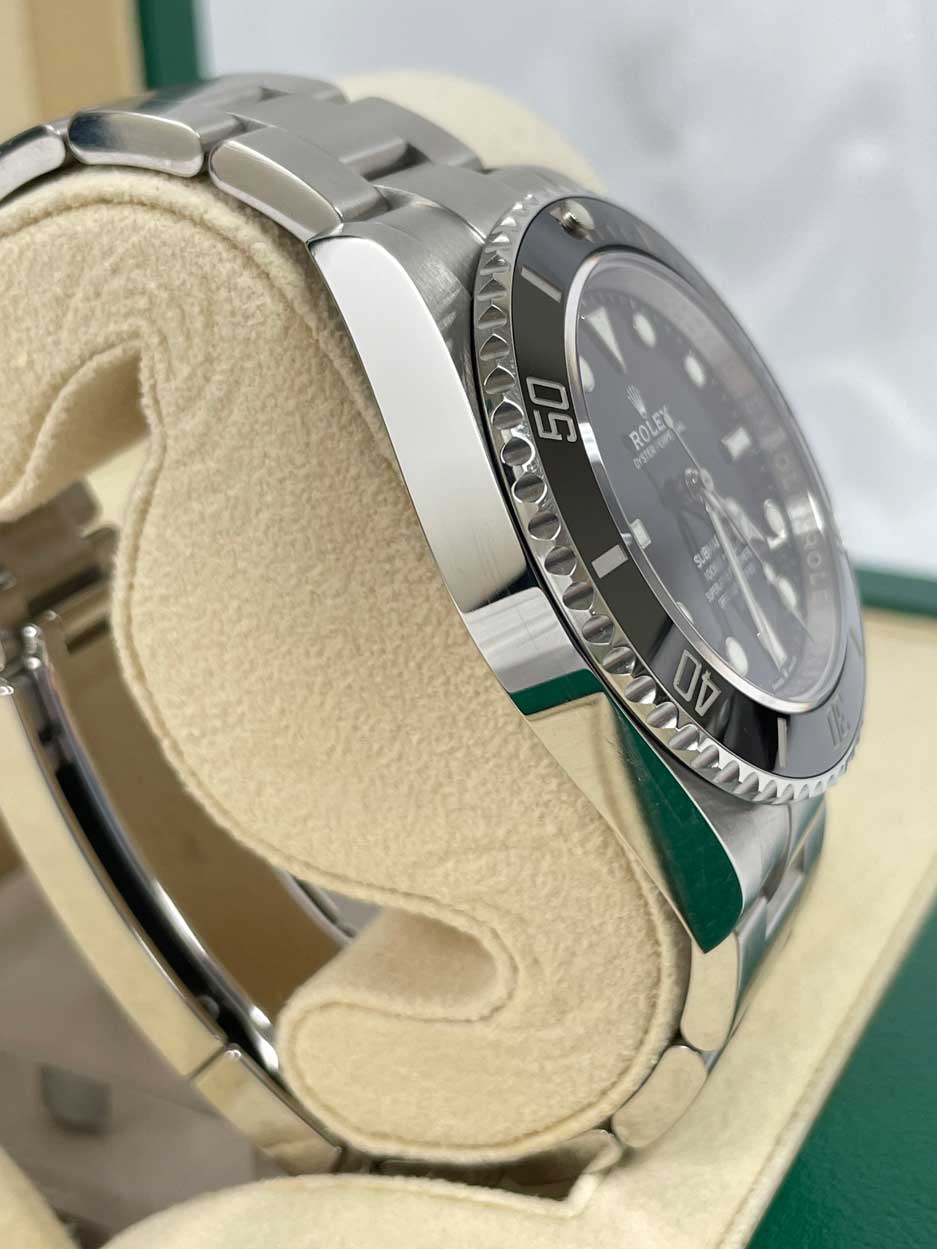 FS: Rolex Submariner 41 No Date 124060LN Mint 2022 image 2