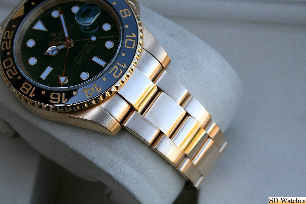 FS: ROLEX 116718 GMT MASTER II 18K YELLOW GOLD GREEN DIAL image 2