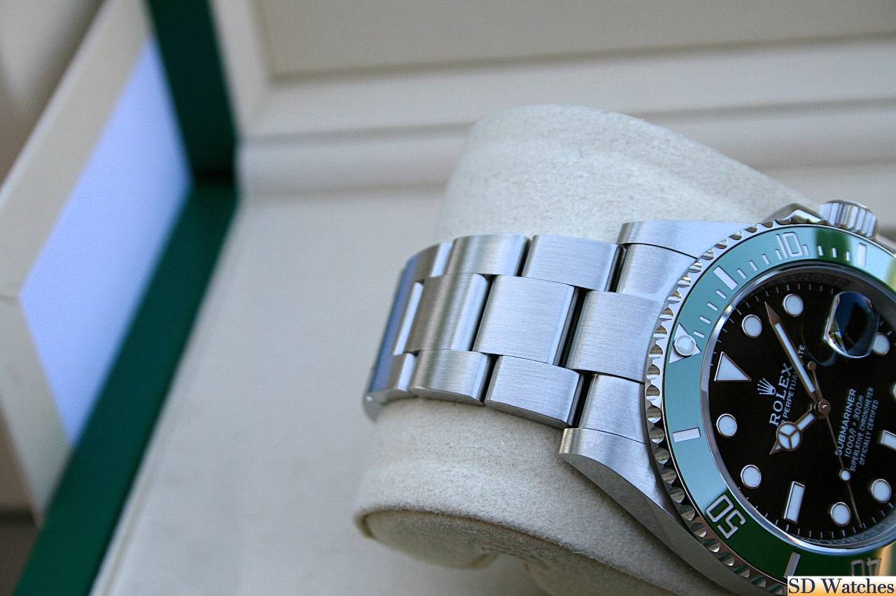 FS: ROLEX 126610LV SUBMARINER WATCH GREEN BEZEL STARBUCKS image 3