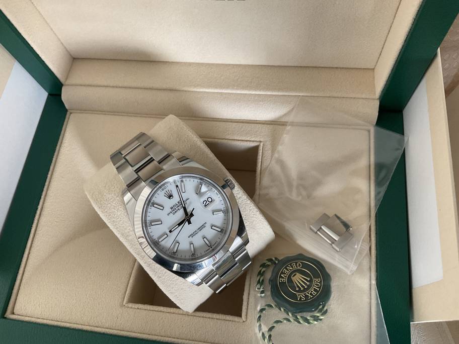 FS: LNIB Rolex SS Datejust 41 Model Reference 126300 White Dial image 5