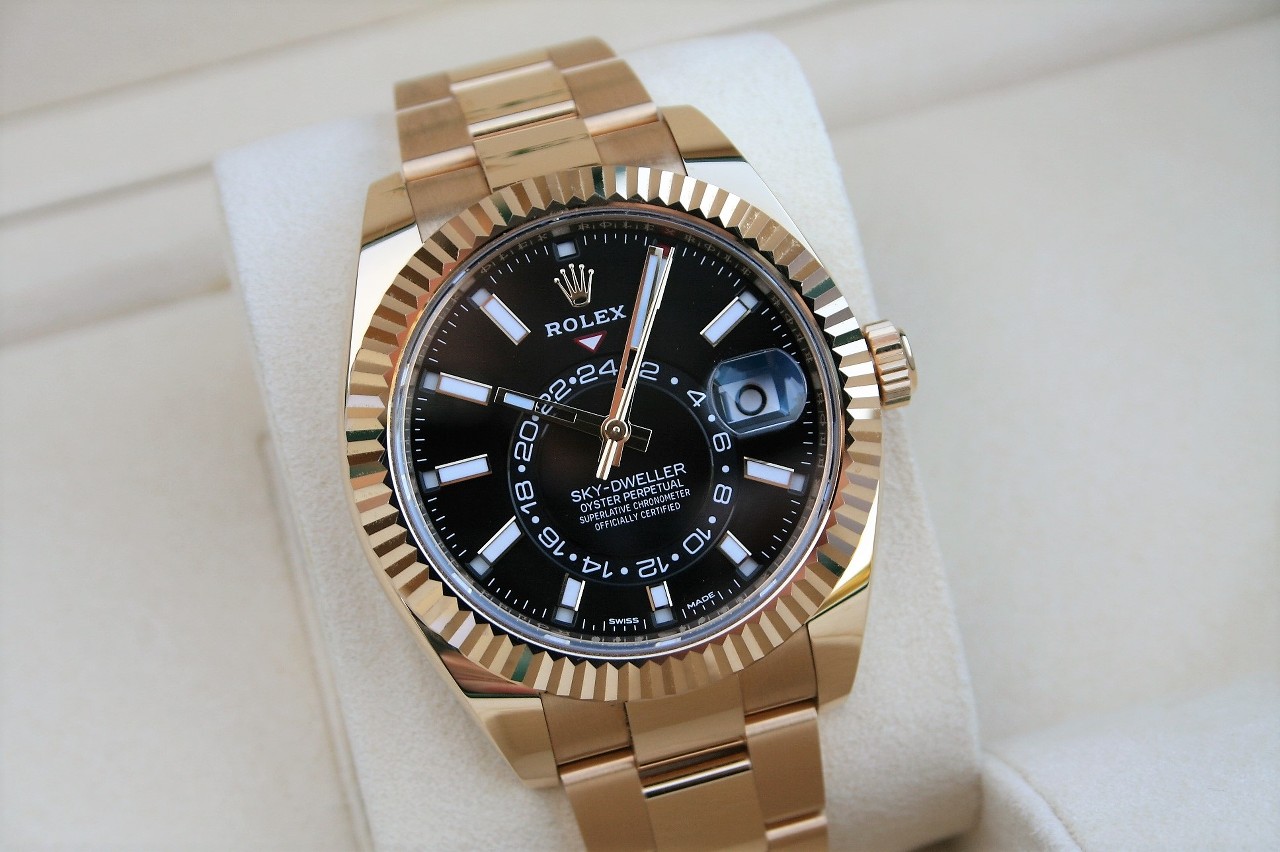 FS: ROLEX 326938 SKYDWELLER 18K YELLOW GOLD BLACK INDEX image 6