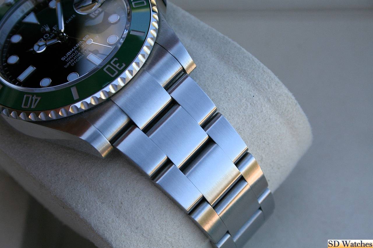 FS: ROLEX 126610LV SUBMARINER WATCH GREEN BEZEL STARBUCKS image 2
