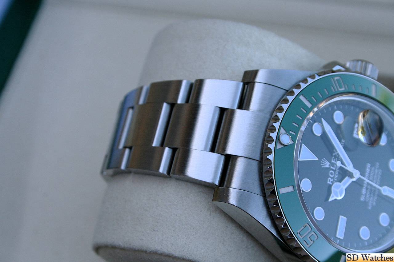 FS: ROLEX 126610LV SUBMARINER WATCH GREEN BEZEL STARBUCKS image 3