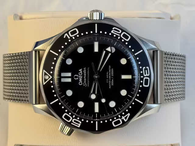 FS: BNIB Black Omega Seamaster 42 300M Diver No Date 210.30.42.20.01.010 Mesh Bracelet B&P image 2