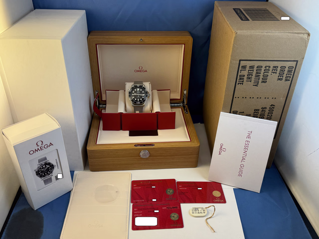 FS: BNIB Black Omega Seamaster 42 300M Diver No Date 210.30.42.20.01.010 Mesh Bracelet B&P image 4