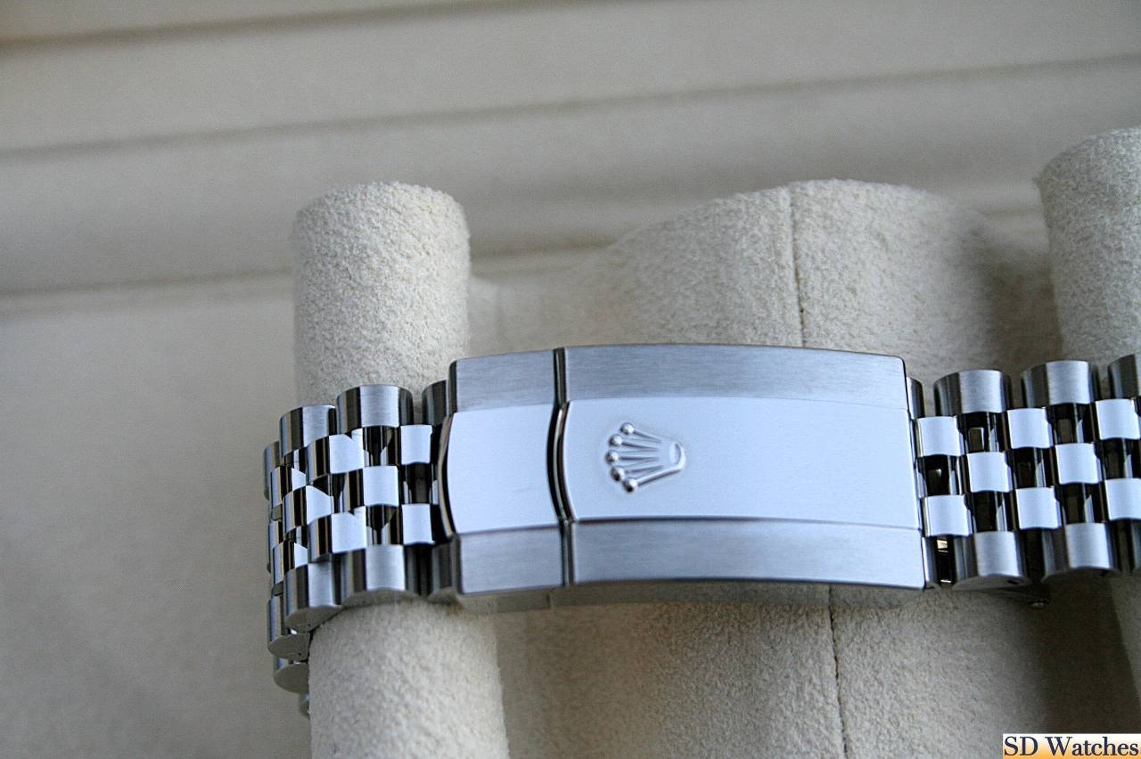 FS: ROLEX 126334 DATEJUST 41MM WATCH BLACK DIAL NIB image 4