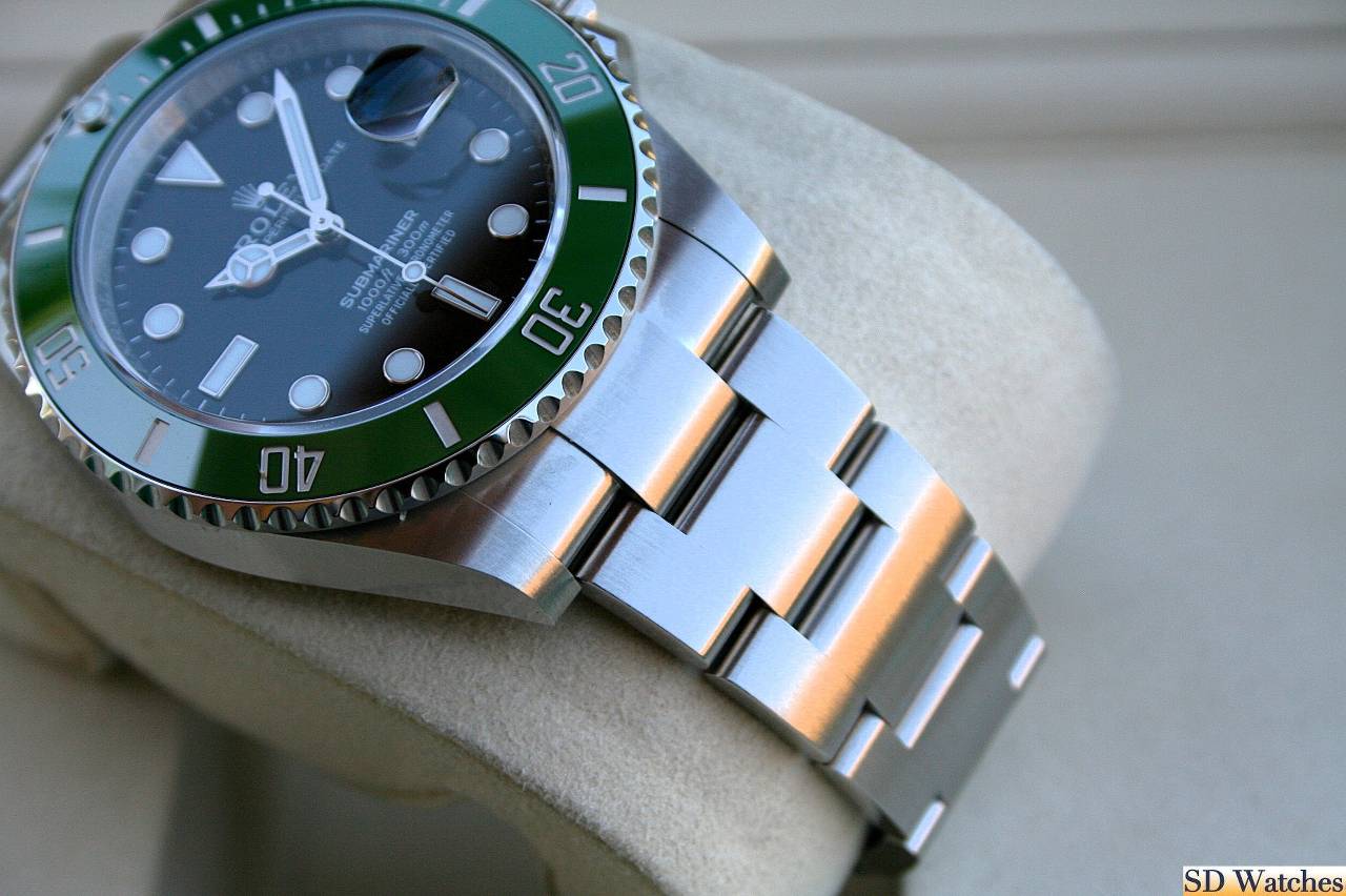 FS: ROLEX 126610LV SUBMARINER WATCH GREEN BEZEL STARBUCKS image 2