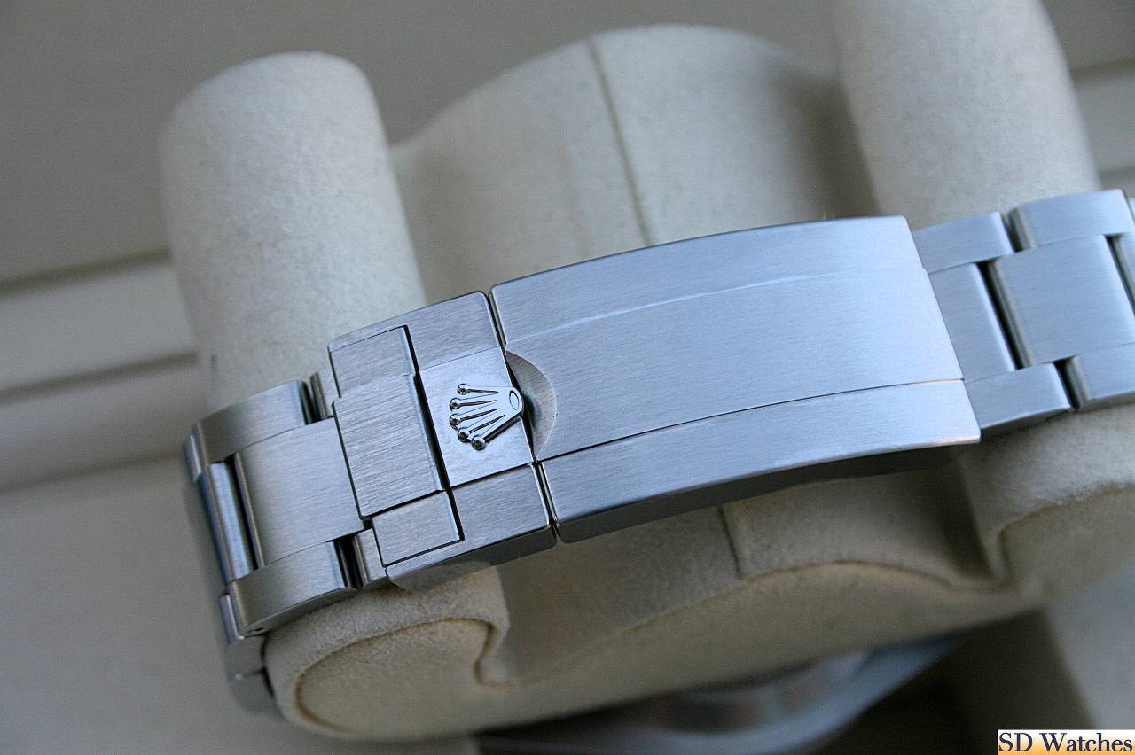 FS: ROLEX 126610LV SUBMARINER WATCH GREEN BEZEL STARBUCKS image 4