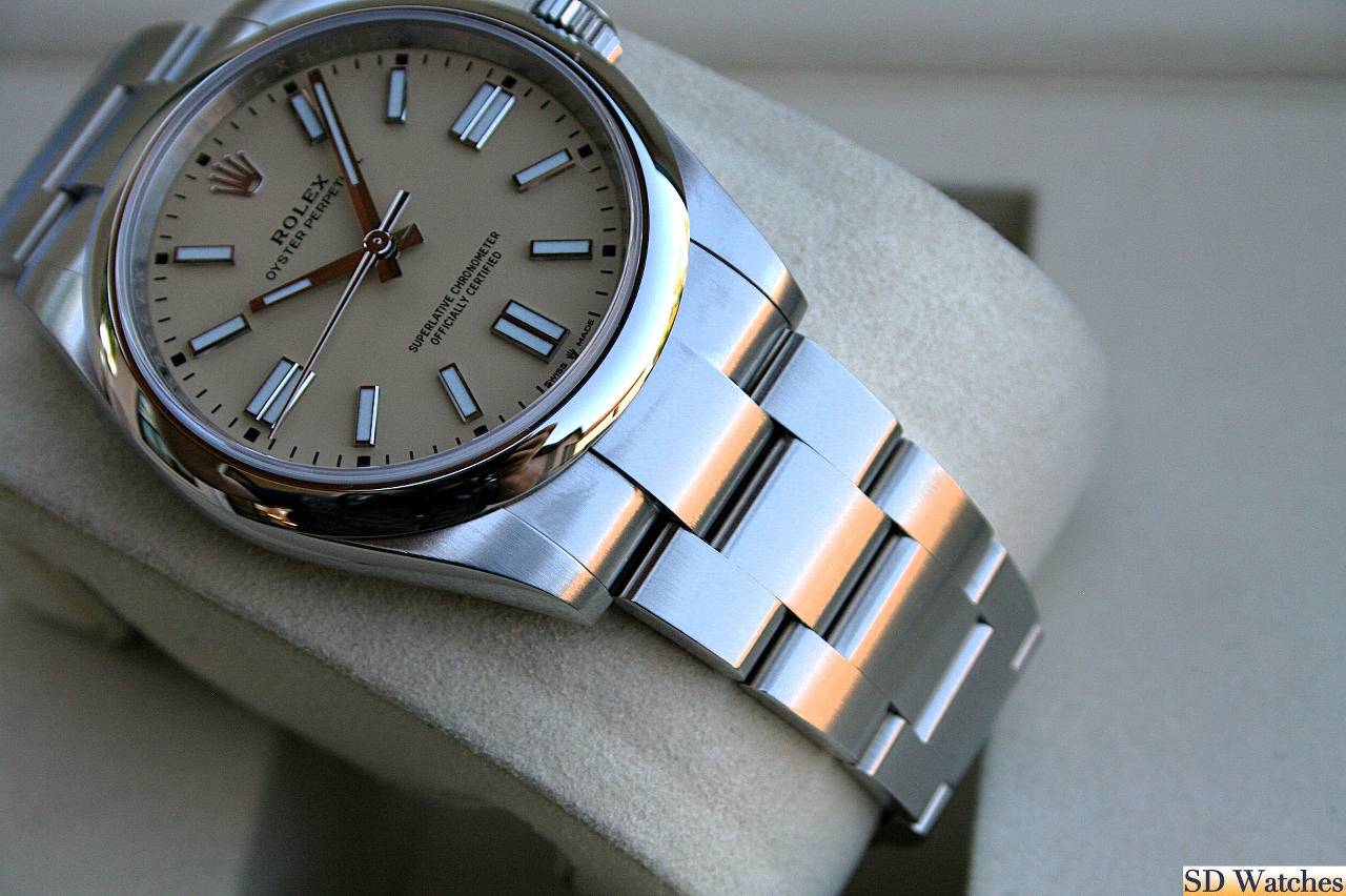 FS: ROLEX 134300 OYSTER PERPETUAL 41MM BEIGE DIAL image 2