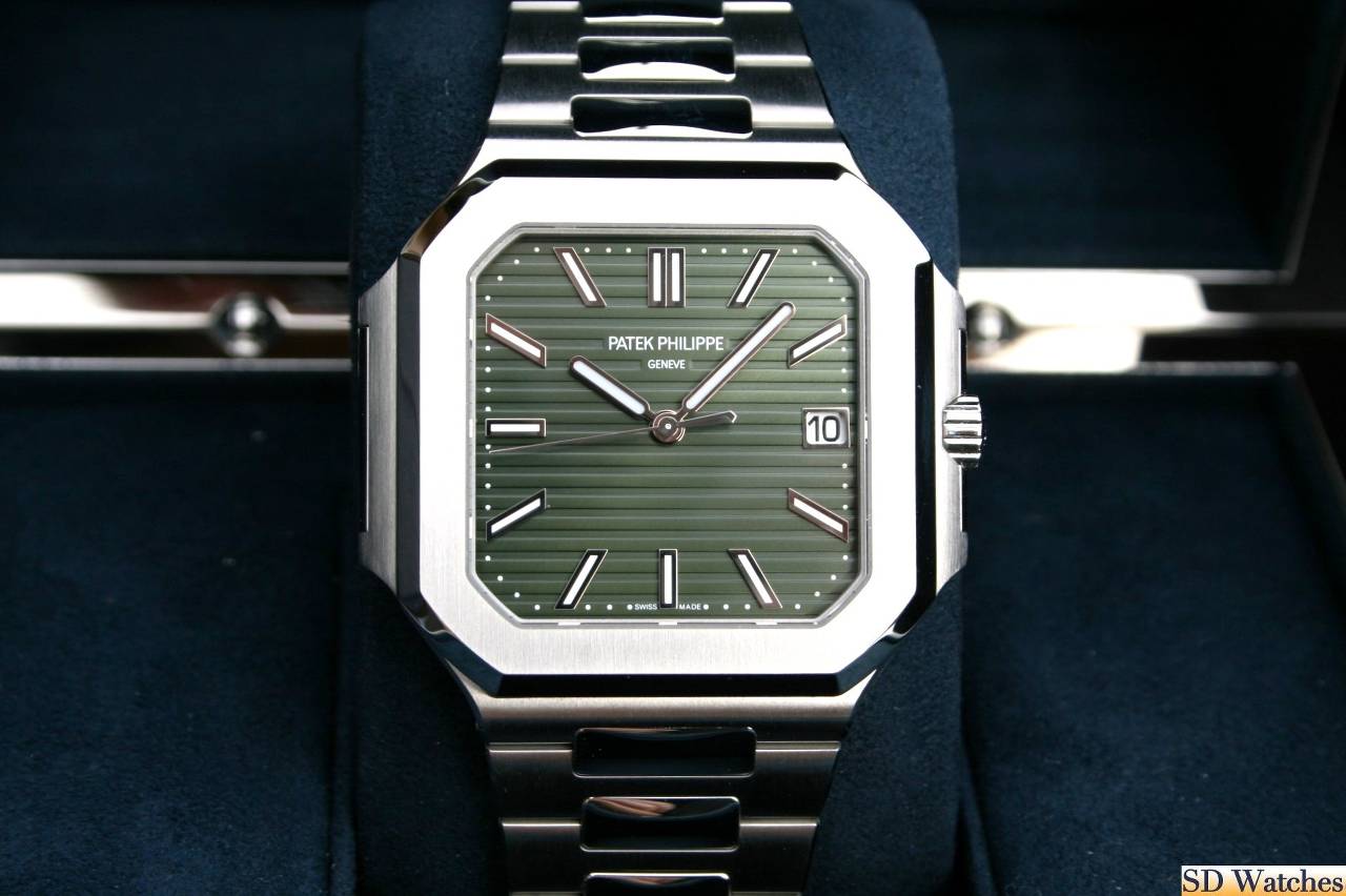 FS: PATEK PHILIPPE 5821/1A-001 CUBITUS GREEN DIAL image 2