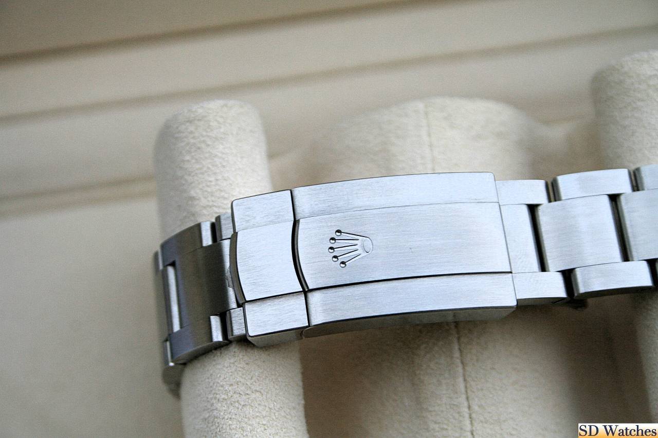 FS: ROLEX 126000 OYSTER PERPETUAL 36MM PISTACHIO DIAL image 4