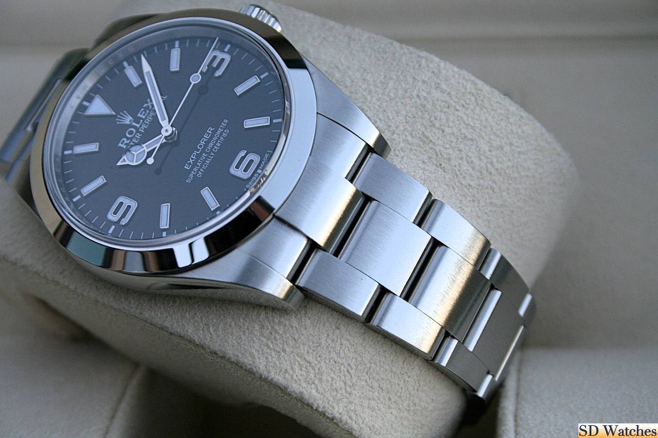 FS: ROLEX 214270 EXPLORER 39MM WATCH MK2 LUME DIAL image 2