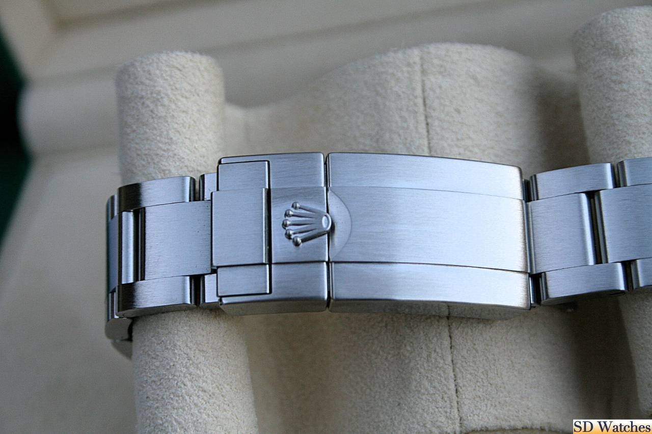 FS: ROLEX 214270 EXPLORER 39MM WATCH MK2 LUME DIAL image 4